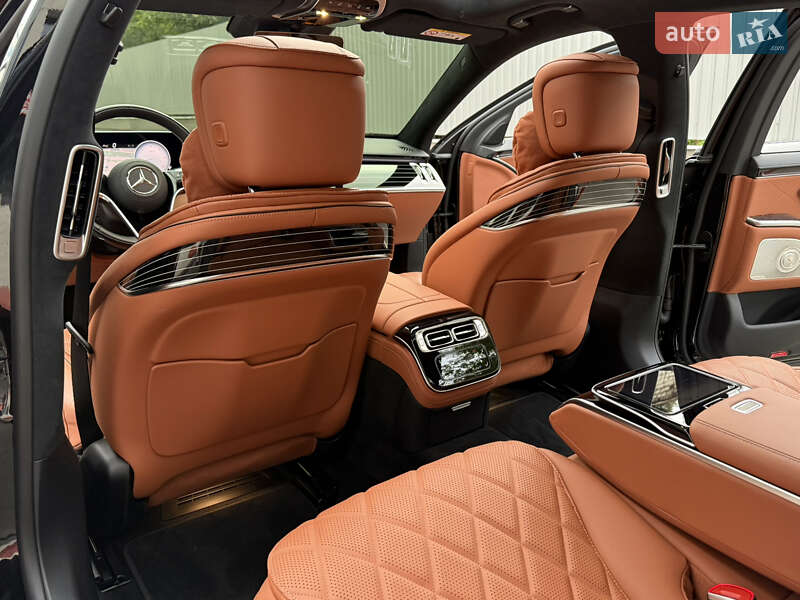 Седан Mercedes-Benz S-Class 2024 в Киеве