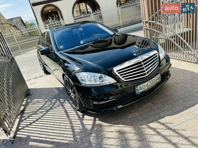 Седан Mercedes-Benz S-Class 2008 в Тячеве