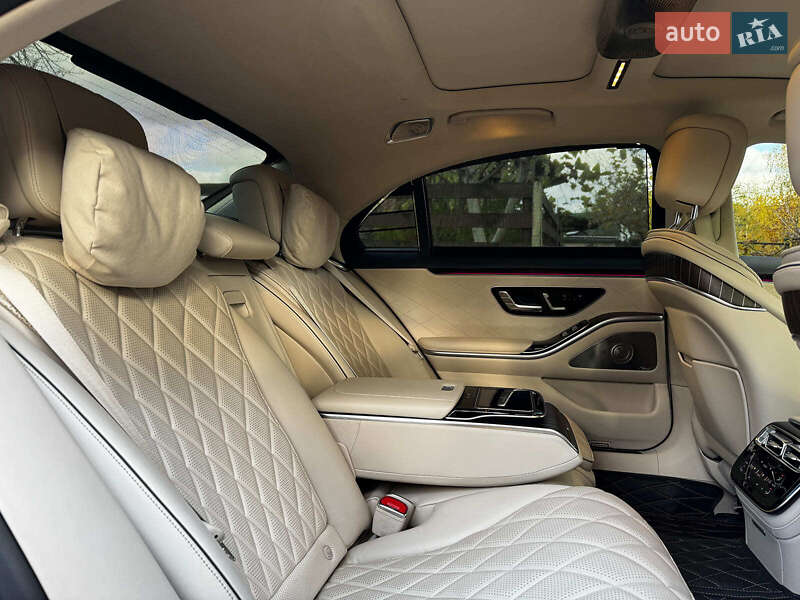 Седан Mercedes-Benz S-Class 2021 в Киеве