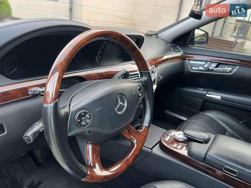 Седан Mercedes-Benz S-Class 2008 в Дунаевцах
