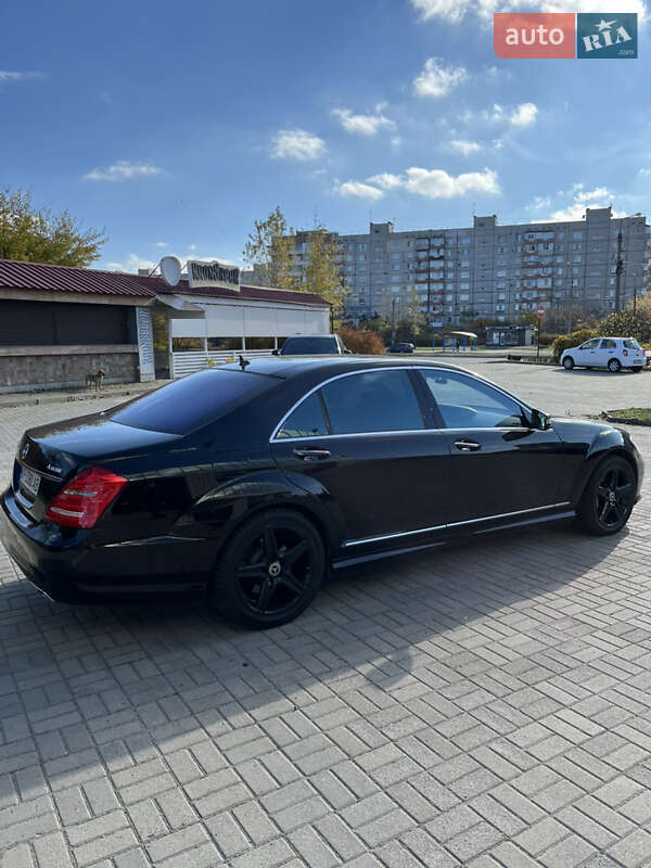 Седан Mercedes-Benz S-Class 2012 в Запорожье