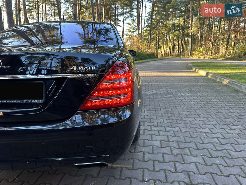Седан Mercedes-Benz S-Class 2008 в Новояворовске