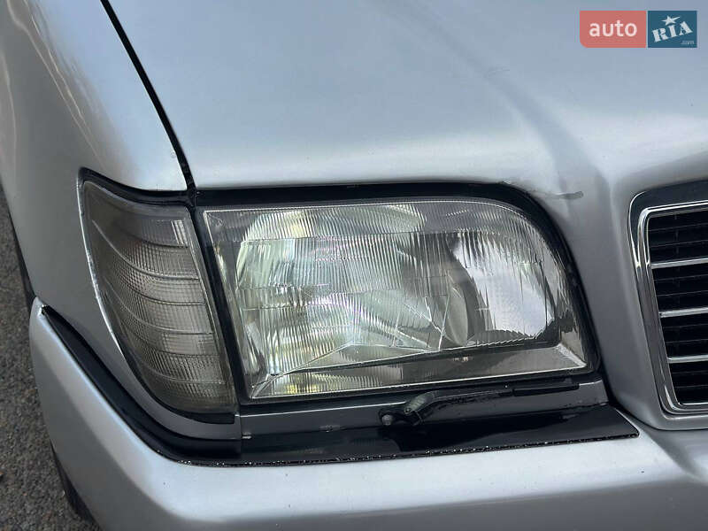 Седан Mercedes-Benz S-Class 1993 в Днепре фото 36 Седан Mercedes-Benz S-Class 1993 в Днепре