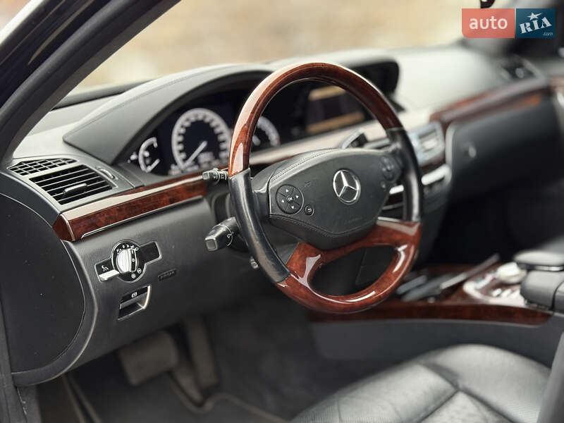 Седан Mercedes-Benz S-Class 2011 в Києві