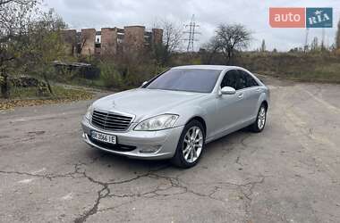 Седан Mercedes-Benz S-Class 2007 в Ровно