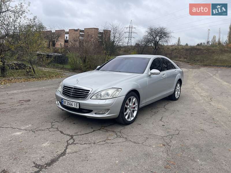 Седан Mercedes-Benz S-Class 2007 в Рівному
