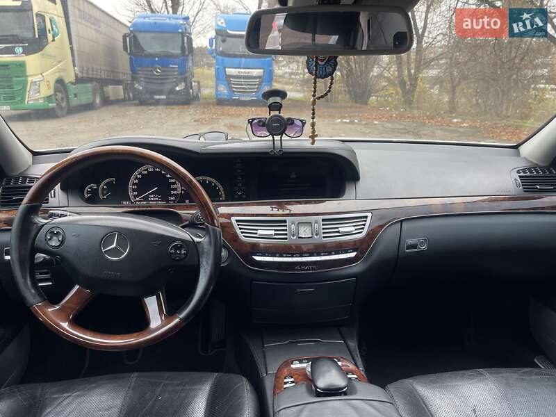 Седан Mercedes-Benz S-Class 2007 в Рівному