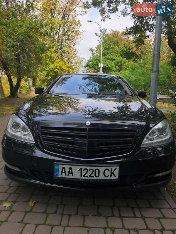 Седан Mercedes-Benz S-Class 2007 в Киеве фото 25 Седан Mercedes-Benz S-Class 2007 в Киеве
