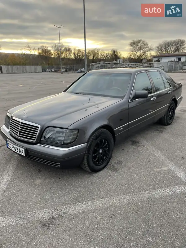 Mercedes-Benz S-Class 1995