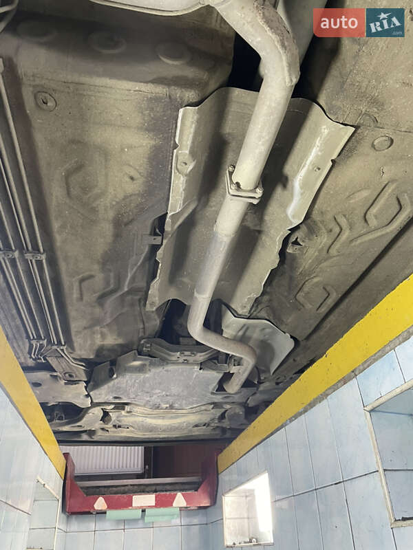 Седан Mercedes-Benz S-Class 1995 в Черновцах