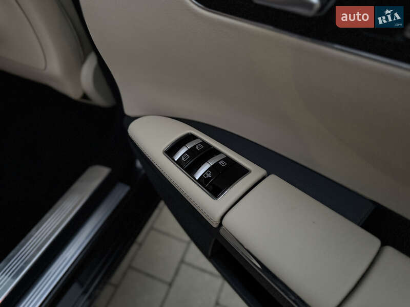 Седан Mercedes-Benz S-Class 2012 в Хмельницькому