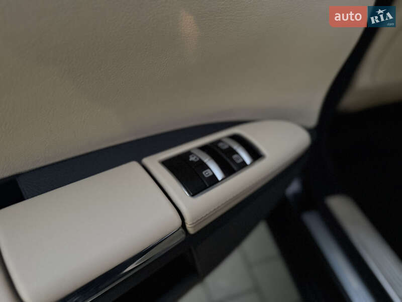 Седан Mercedes-Benz S-Class 2012 в Хмельницькому