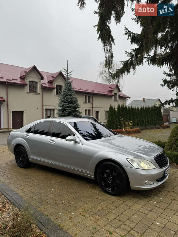 Седан Mercedes-Benz S-Class 2006 в Львове фото 17 Седан Mercedes-Benz S-Class 2006 в Львове