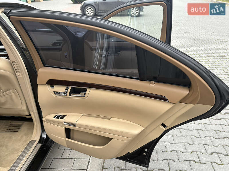 Седан Mercedes-Benz S-Class 2011 в Хмельницькому фото 24 Седан Mercedes-Benz S-Class 2011 в Хмельницькому