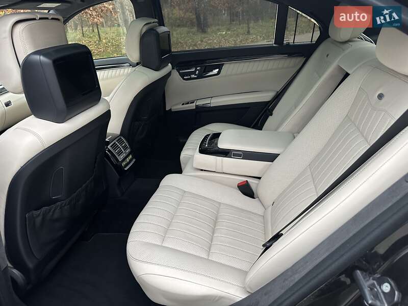 Седан Mercedes-Benz S-Class 2010 в Києві