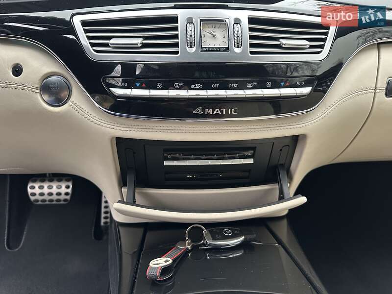 Седан Mercedes-Benz S-Class 2010 в Києві