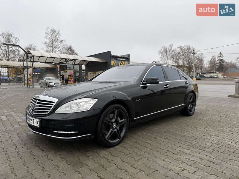 Седан Mercedes-Benz S-Class 2010 в Чернівцях фото 4 Седан Mercedes-Benz S-Class 2010 в Чернівцях