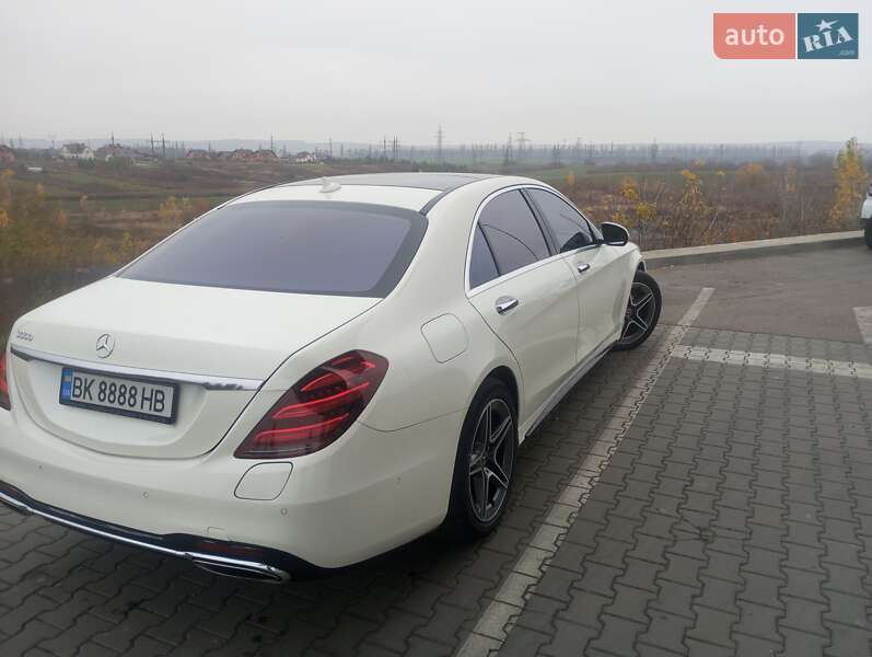 Седан Mercedes-Benz S-Class 2016 в Рівному