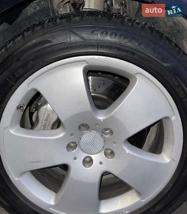 Седан Mercedes-Benz S-Class 2009 в Ивано-Франковске