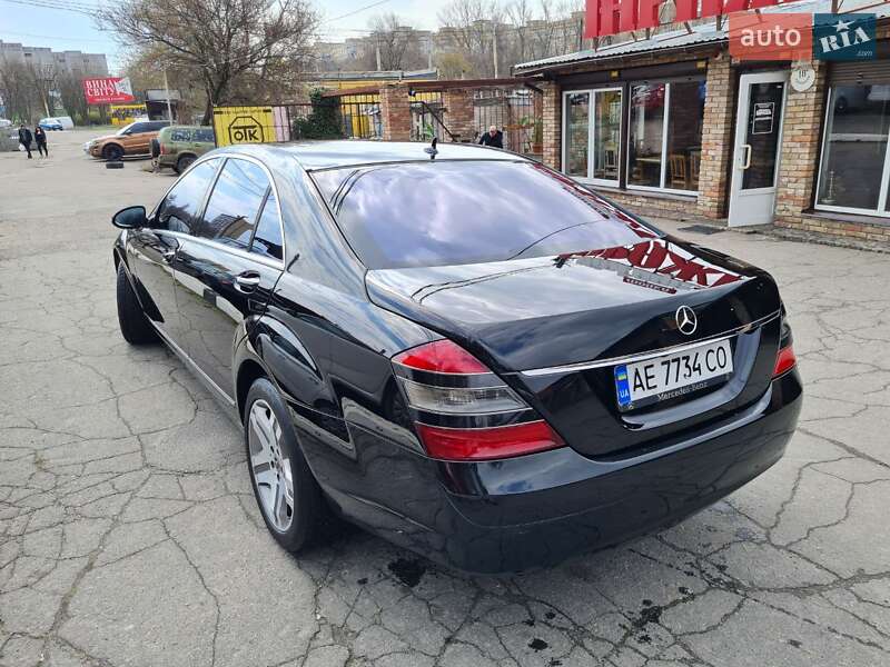 Седан Mercedes-Benz S-Class 2007 в Дніпрі