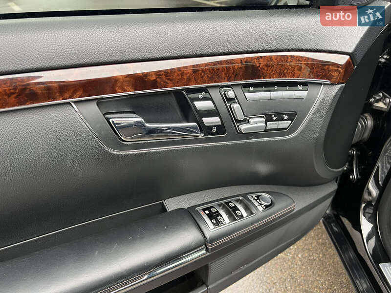 Седан Mercedes-Benz S-Class 2012 в Киеве