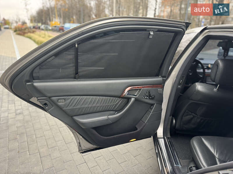 Седан Mercedes-Benz S-Class 2005 в Рівному