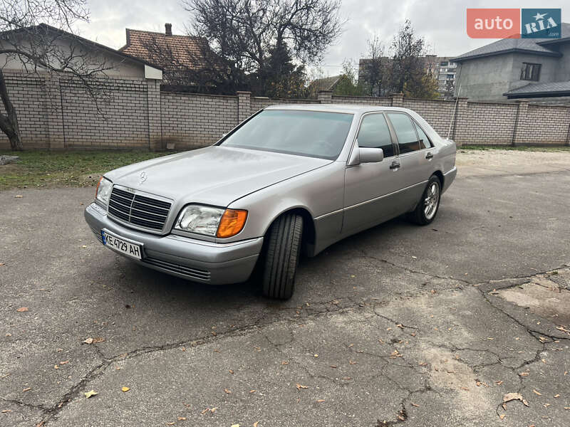 Седан Mercedes-Benz S-Class 1991 в Кривом Роге