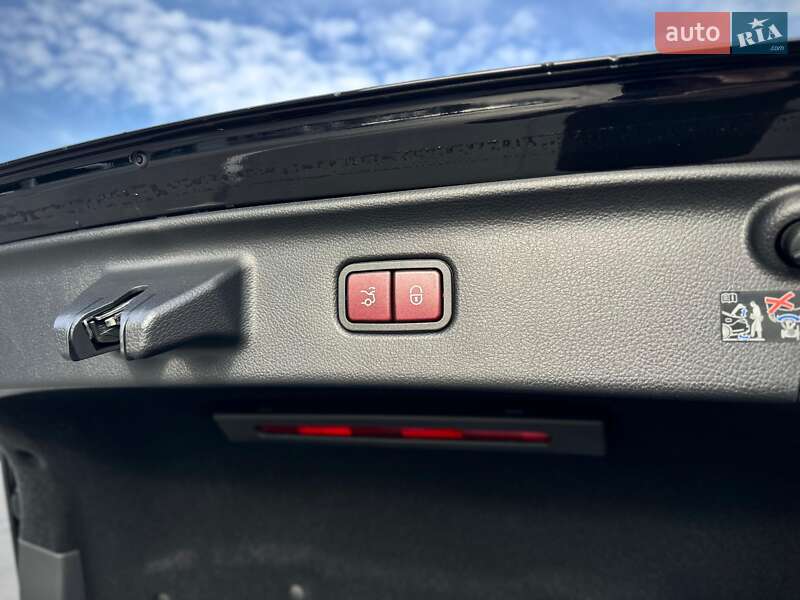 Седан Mercedes-Benz S-Class 2022 в Киеве