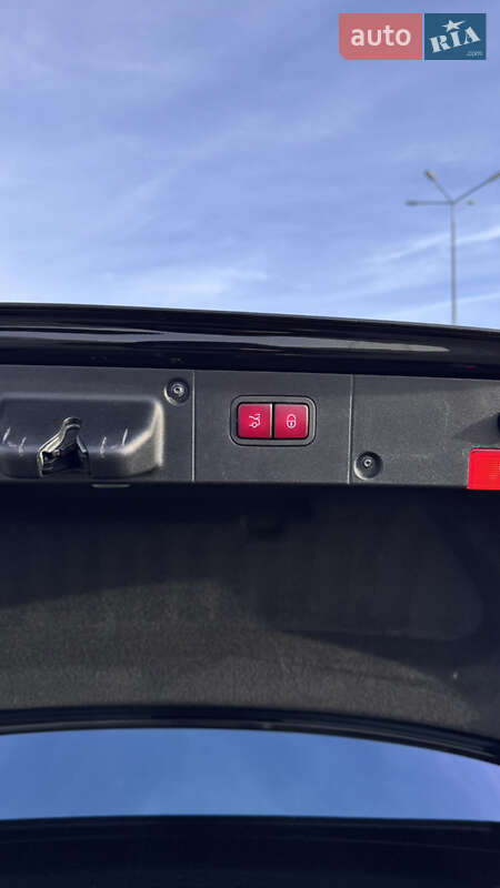 Седан Mercedes-Benz S-Class 2010 в Киеве