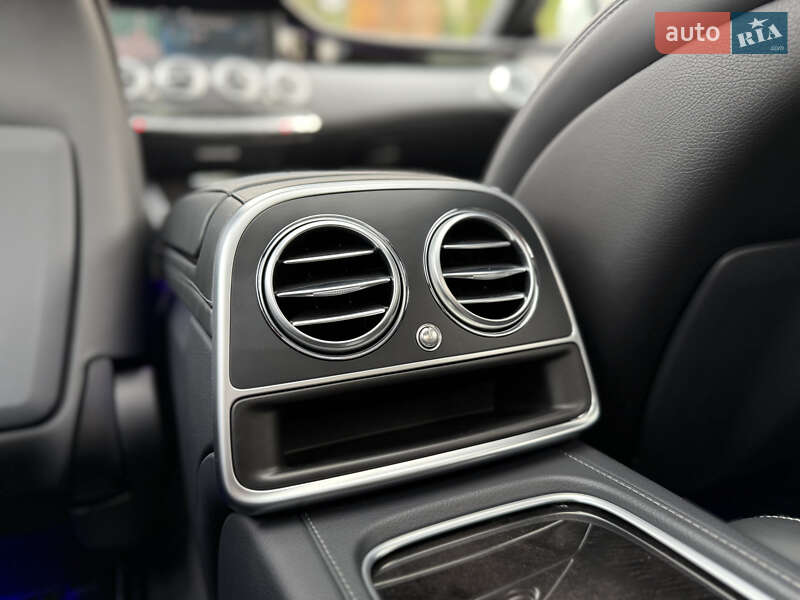 Купе Mercedes-Benz S-Class 2020 в Львове