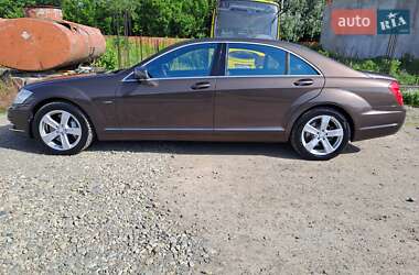 Седан Mercedes-Benz S-Class 2011 в Черновцах