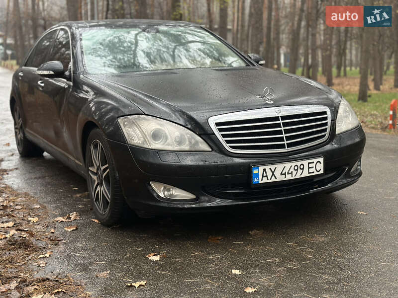 Седан Mercedes-Benz S-Class 2005 в Києві