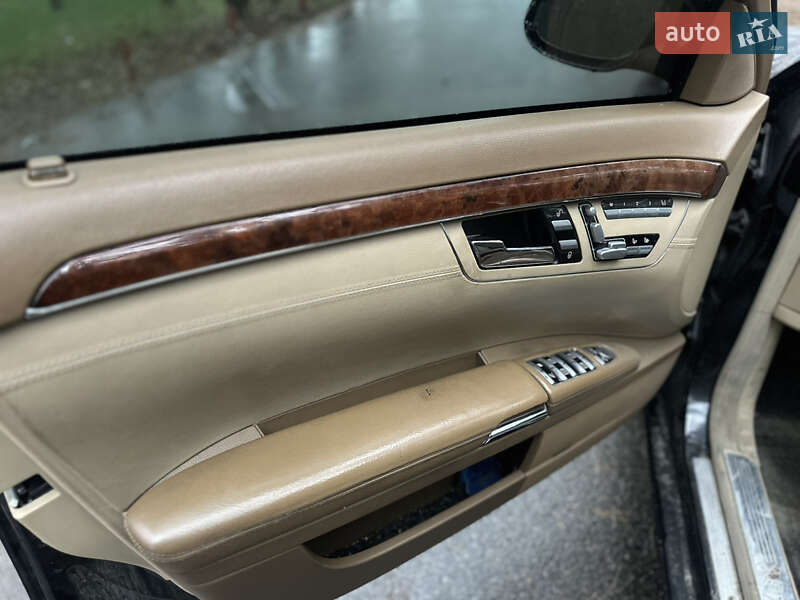 Седан Mercedes-Benz S-Class 2005 в Києві