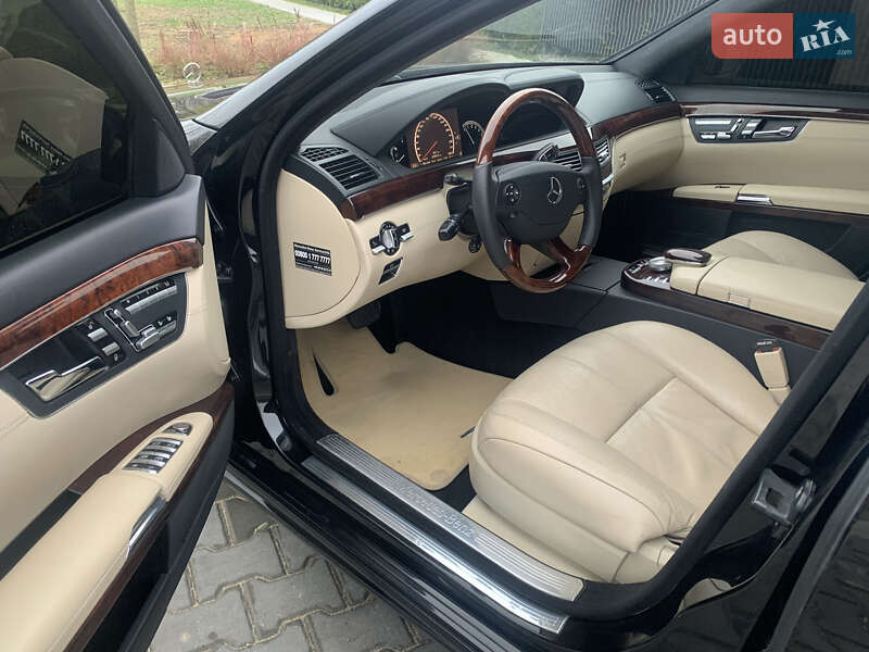 Седан Mercedes-Benz S-Class 2007 в Умані