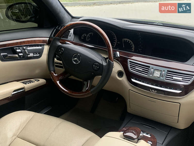 Седан Mercedes-Benz S-Class 2007 в Умані
