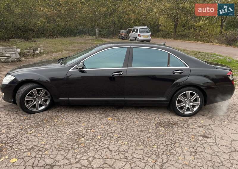 Седан Mercedes-Benz S-Class 2006 в Бердичеві