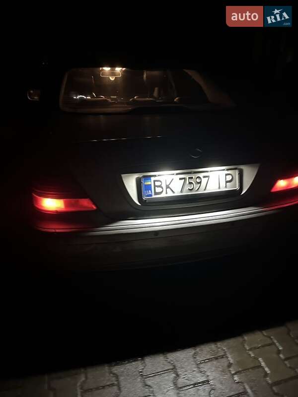 Седан Mercedes-Benz S-Class 2000 в Вараші