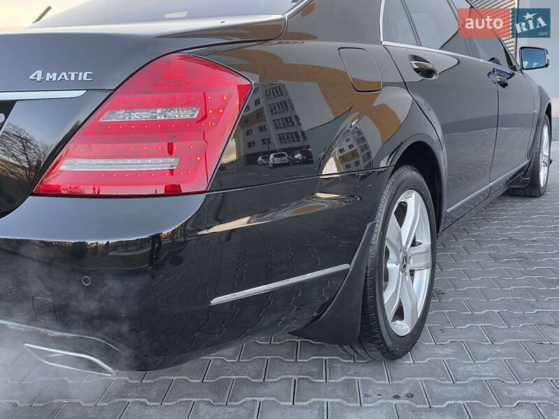 Седан Mercedes-Benz S-Class 2012 в Хмельницькому