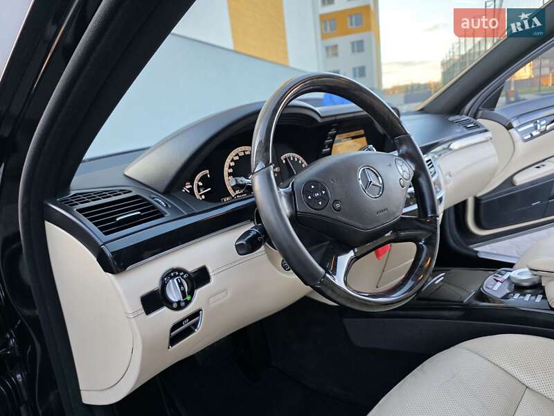 Седан Mercedes-Benz S-Class 2012 в Хмельницькому