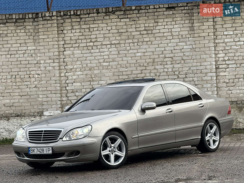 Седан Mercedes-Benz S-Class 2005 в Рівному