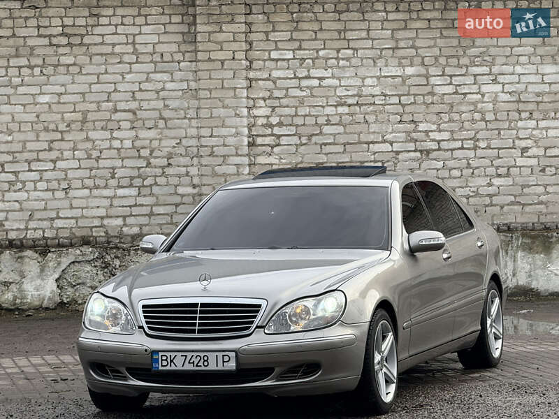 Седан Mercedes-Benz S-Class 2005 в Рівному