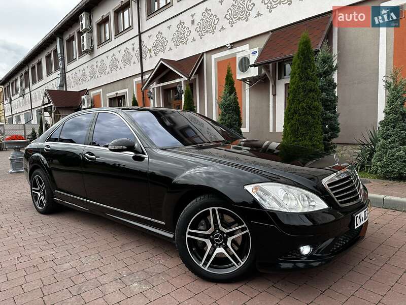 Седан Mercedes-Benz S-Class 2007 в Стрые