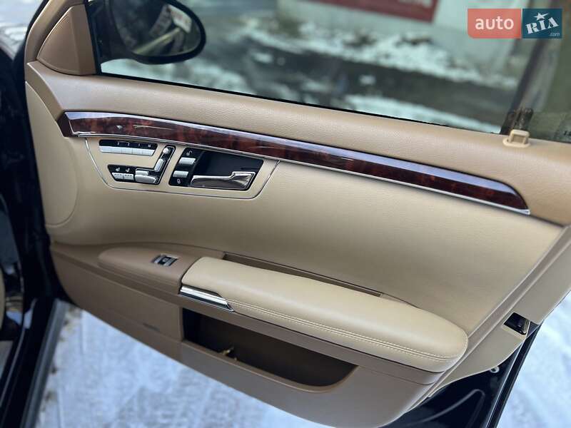 Седан Mercedes-Benz S-Class 2007 в Стрые