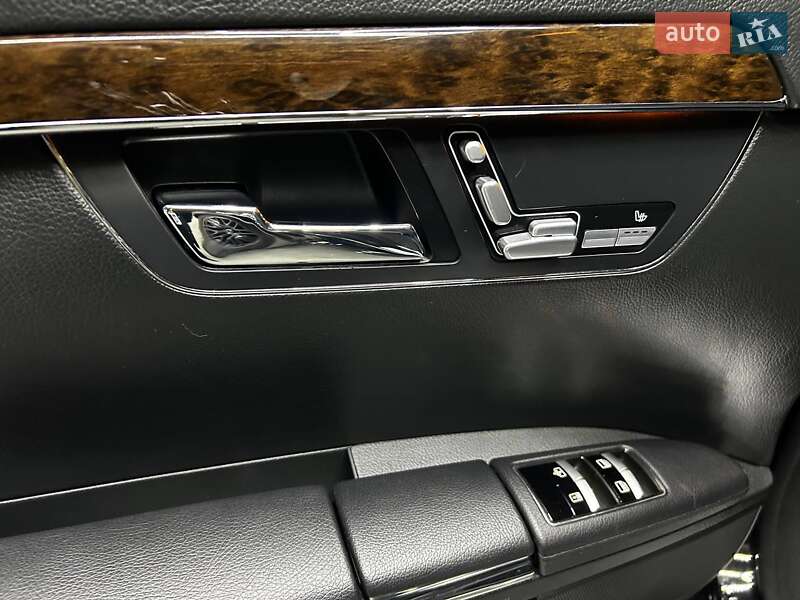 Седан Mercedes-Benz S-Class 2013 в Чернівцях