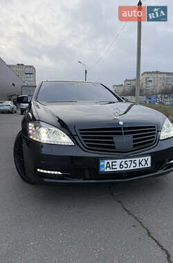 Седан Mercedes-Benz S-Class 2010 в Кривому Розі