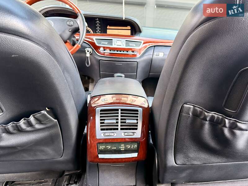 Седан Mercedes-Benz S-Class 2006 в Одессе