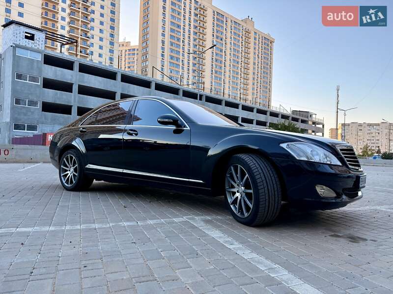 Седан Mercedes-Benz S-Class 2006 в Одессе