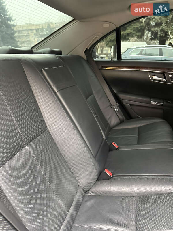 Седан Mercedes-Benz S-Class 2009 в Черновцах