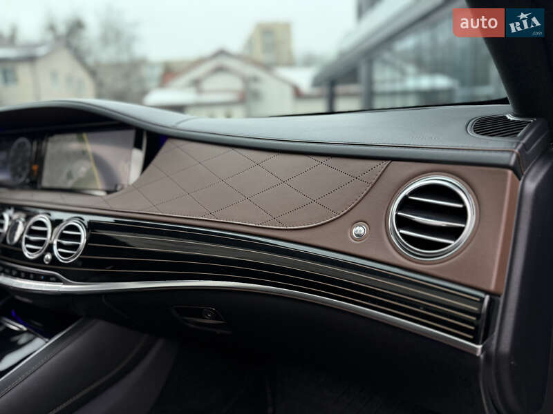 Седан Mercedes-Benz S-Class 2016 в Львові