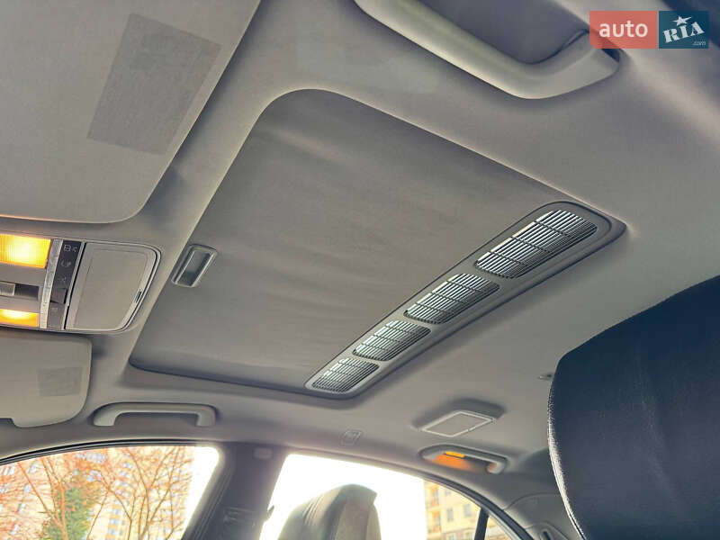 Седан Mercedes-Benz S-Class 2012 в Одесі